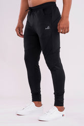 MINIMAL BUZZ Unstoppable Slim Fit Joggers - Jet Black (D)